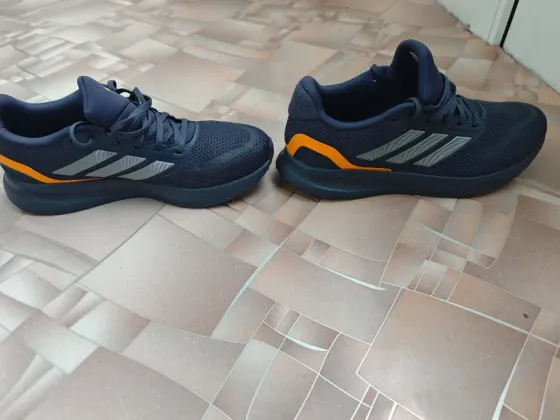 Продаются новые кроссовки Adidas Runfalcon 5. Макеевка