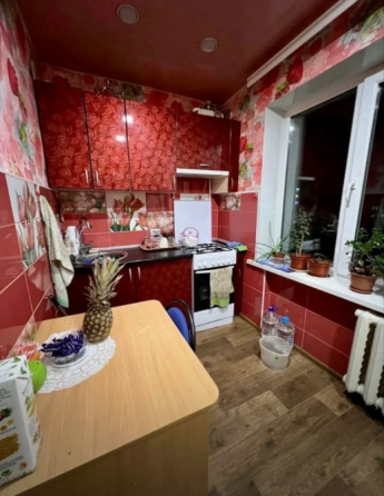 Продажа 1 комнатной квартиры Макеевка, м-н Зелёный, (ориентир Скорая помощь) Макеевка
