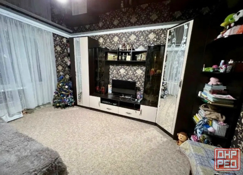 Продажа 1 комнатной квартиры Макеевка, м-н Зелёный, (ориентир Скорая помощь) Макеевка - изображение 2