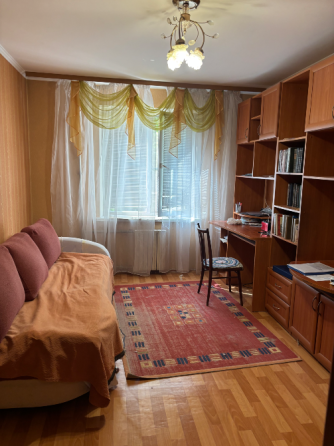 Продам трёхкомнатную квартиру Донецк