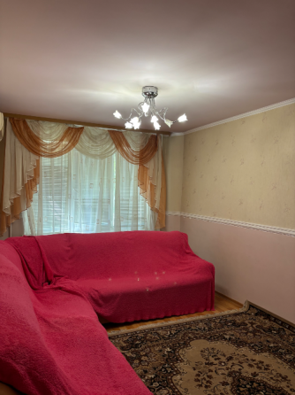 Продам трёхкомнатную квартиру Донецк