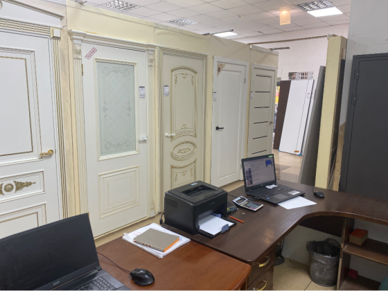 Требуется менджер по продажам, продавец в магазин по продаже дверей Донецк