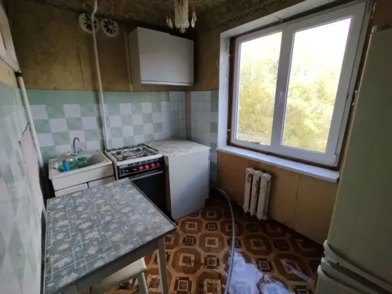 Продается 2 - х комнатная квартира, ул. Бирюзова Донецк