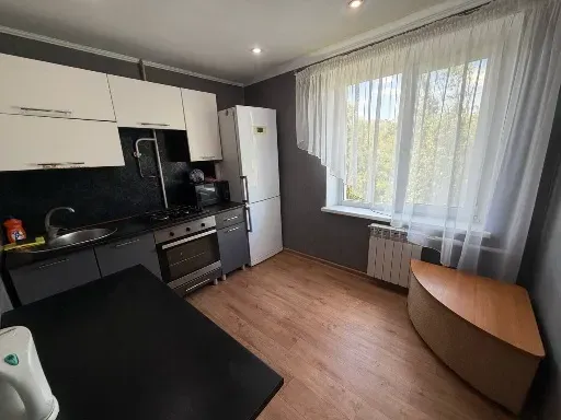 Сдам 1 кв пр .Лунина Приморском районе город Мариуполь Мариуполь