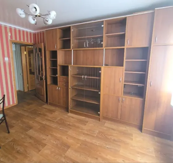 Сдается 5-ти комнатная квартира, ул. Петровского, мкр. Текстильщик Донецк