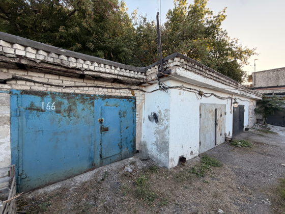 Продам двойной гараж Донецк