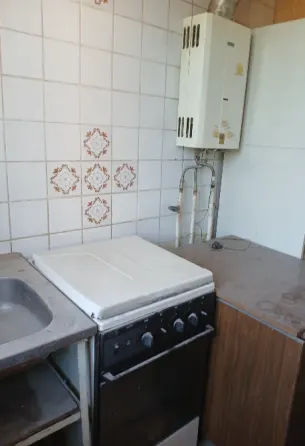 Продам сталинку 3 комнатную смолянка Донецк