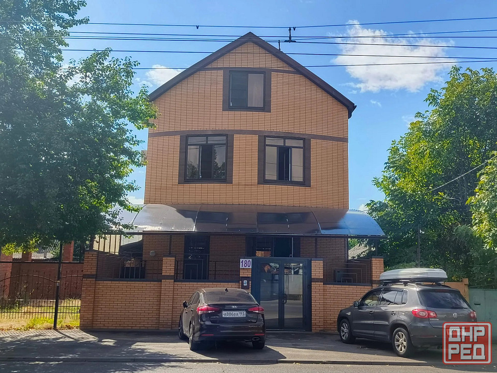 Сдаю гостевой дом на 19 номеров 550 м² по ул Северной со столовой Краснодар - изображение 1