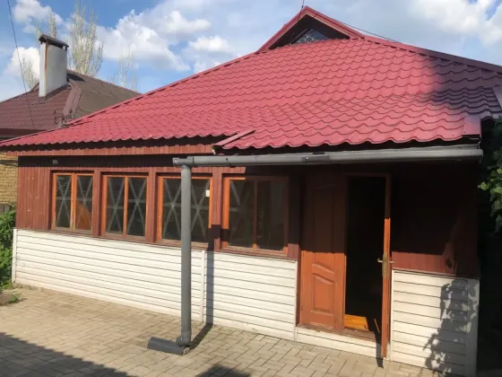 Сдам дом на длительный срок в Донецке, пл. Бакинских комиссаров: Донецк