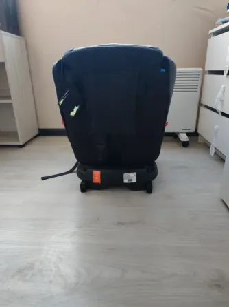 Продам детское автокресло Донецк
