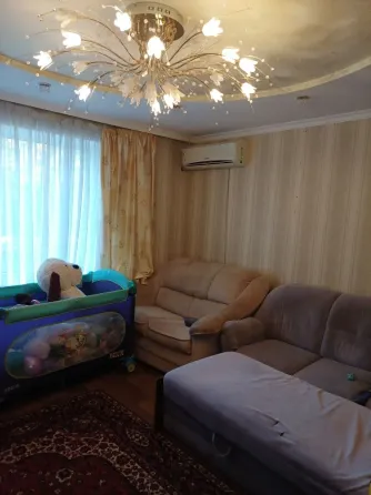 Продажа 3-квартиры Пролетарский район Райисполком. Донецк
