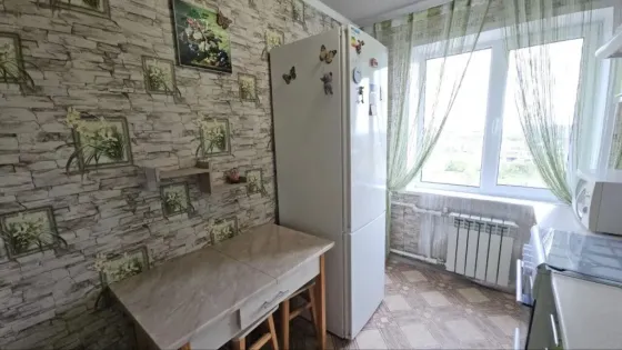 Продается 2-комнатная квартира в Ильичевском районе Мариуполь
