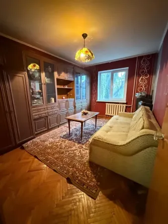 Продам трехкомнатную квартиру в районе Донецк Сити Донецк