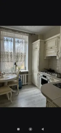 сдам 2 к.кв. ворош.р. обладминистр. 60000 р. люкс состояние. Донецк