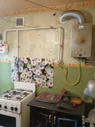Продам 2 ккв. На Почте. Макеевка