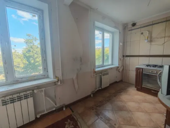 Продается 2-комнатная квартира в Центральном районе Мариуполь