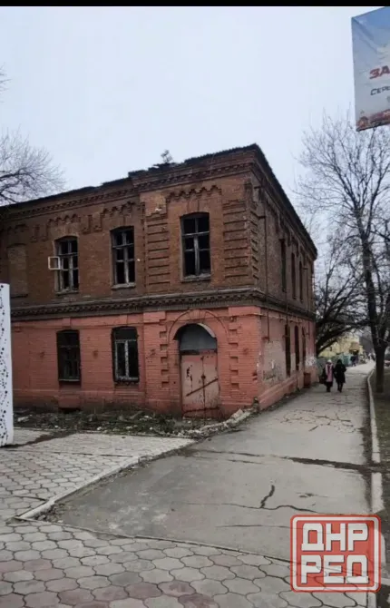 продаю отдельно стоящее здание 616 квадратов в самом центре Мариуполь - изображение 1