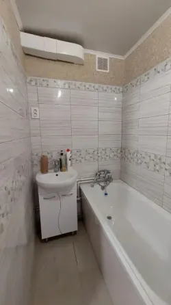 3 ком.кв.проспект Металлургов Мариуполь