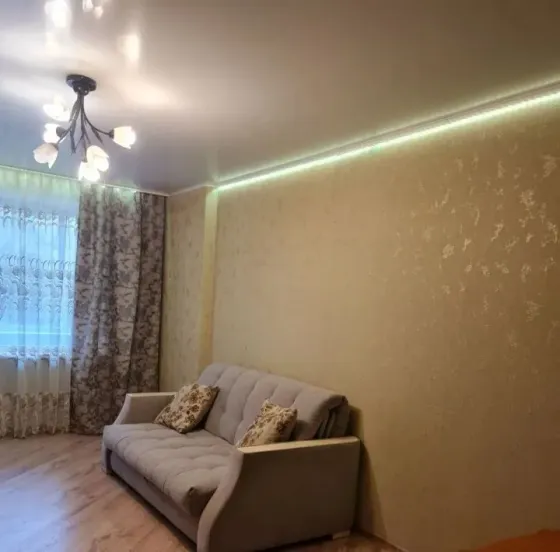 Сдаётся просторная 2-комнатная квартира площадью 58 м² на длительный срок. Калининский район Донецк
