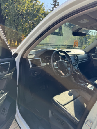в продаже volkswagen atlas Донецк