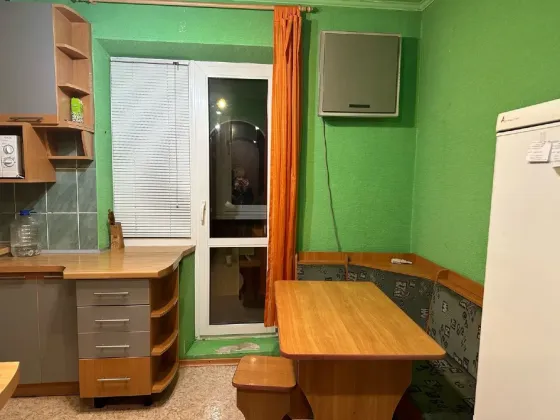 Продам 2 ком.кв Кировский район, Широкий, Максима Козыря Донецк