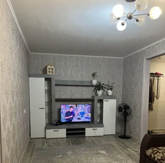 Предлагаем в аренду двухкомнатную квартиру в Ленинском районе Донецк