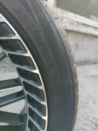 Продам колёса r18 на дисках Донецк