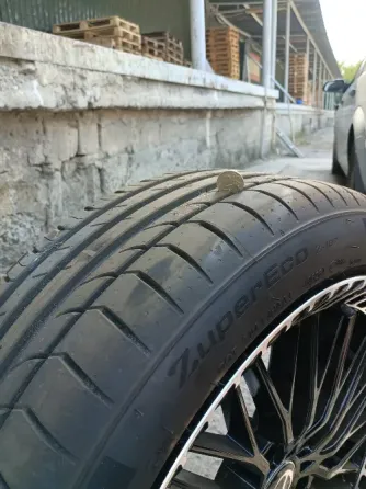 Продам колёса r18 на дисках Донецк