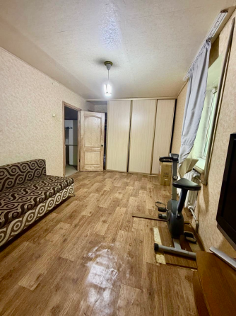 Продажа 1 комн. квартиры, ориентир Центр Славянской культуры Донецк