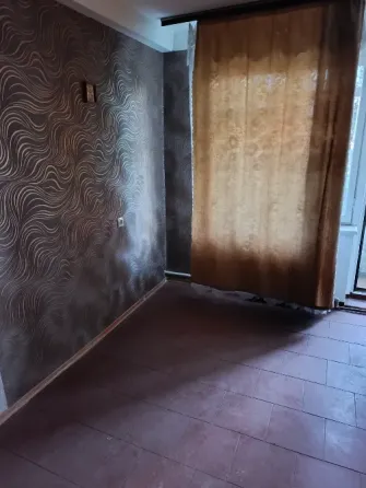 Вода24/7. Продам (Не гостинка) 1к.кв Буденновский р-н, Майский рынок, Нижнекурганская. Донецк