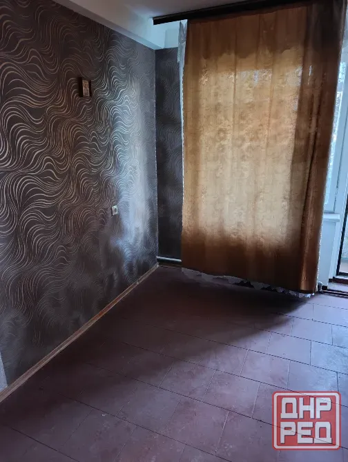 Вода24/7. Продам (Не гостинка) 1к.кв Буденновский р-н, Майский рынок, Нижнекурганская. Донецк - изображение 1