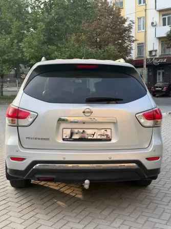 Продается Nissan Pathfinder Донецк
