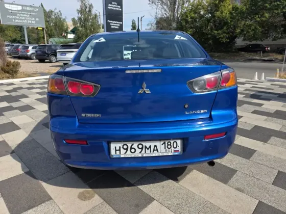 MITSUBISHI LANCER Донецк
