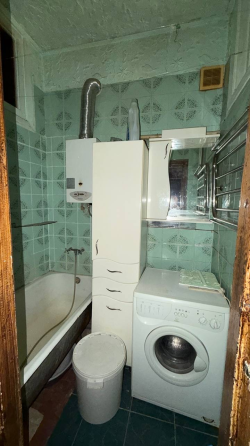 Продажа 2 комн. квартиры, пер. Орешкова (центр города ) Донецк