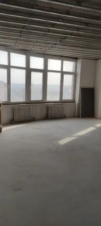 Продам 4-х комн кв в центре города новострой Донецк