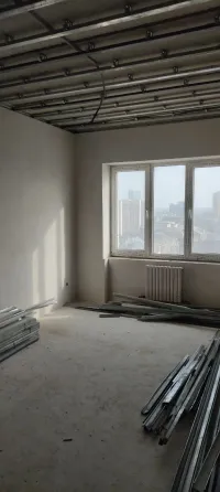 Продам 4-х комн кв в центре города новострой Донецк