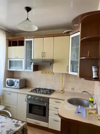 Продам уютную 3-х комнатную, Киевский рик Донецк