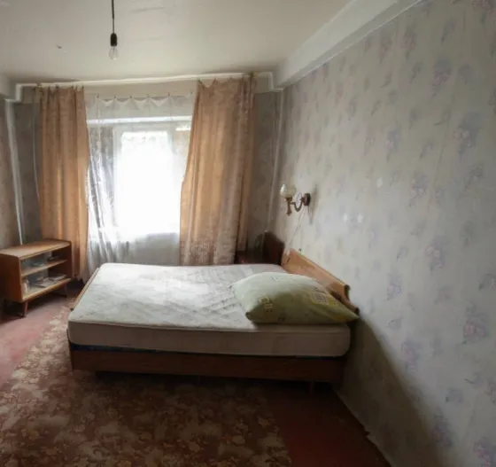 Продам 3х комн на Петровке Донецк