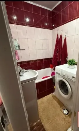 Продам 2х комн кв с ремонтом в Петровском районе Донецк