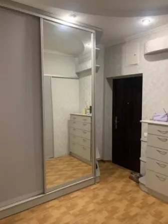 2-комнатная квартира,53м2,1/3,Калининский р-н,Дрогобычская.Цена 6,8млн Донецк