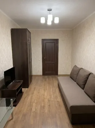 Сдаётся уютная "двушка" в Ворошиловском районе тц Континент Донецк