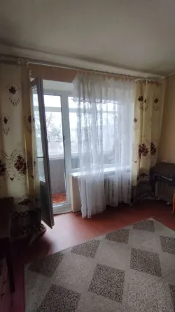 Продам однокомнатную малосемейку аравийская Донецк