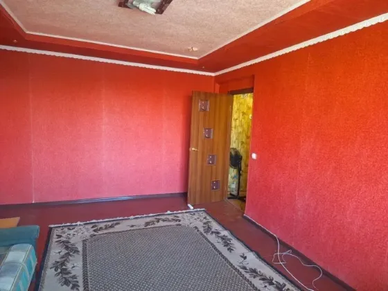 Продам 2-х к. кв. Углегорск