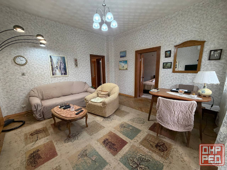 Продажа 3 х комнатной квартиры в сталинке возле Гастронома Москва ! Донецк - изображение 1