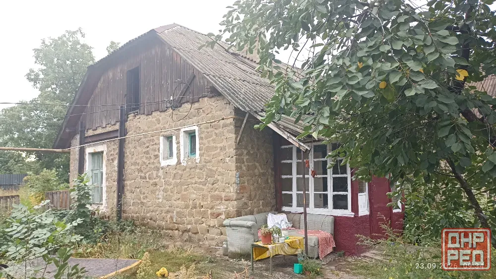 я собственник дом ленинский район Кирова стоматология земля 6.2 сот. Приватизированная на есть гараж Донецк - изображение 1
