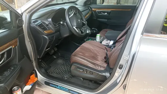 продам личный автомобиль honda CRV 2020 года или обменяю на авто классом выше с моей доплатой Донецк