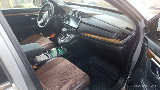 продам личный автомобиль honda CRV 2020 года или обменяю на авто классом выше с моей доплатой Донецк