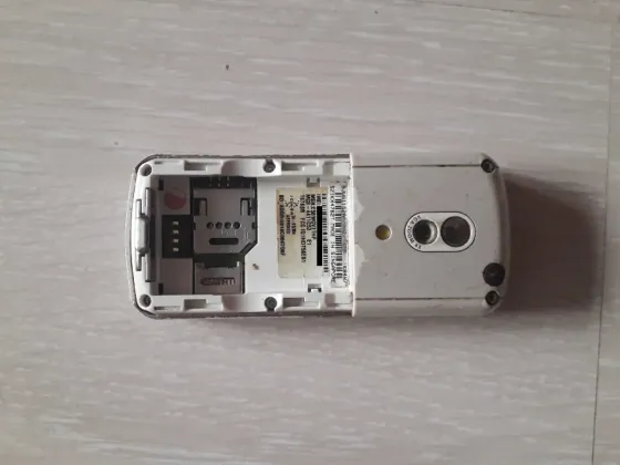 Коллекционный Motorola rokr E1 Донецк
