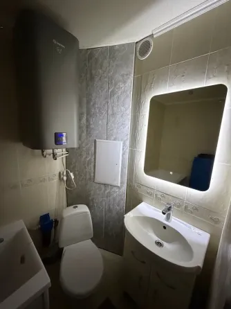 Продам 3-комнатную квартиру в Ленинском районе. Аравийская 7. Мариупольская развилка. Все остается! Донецк