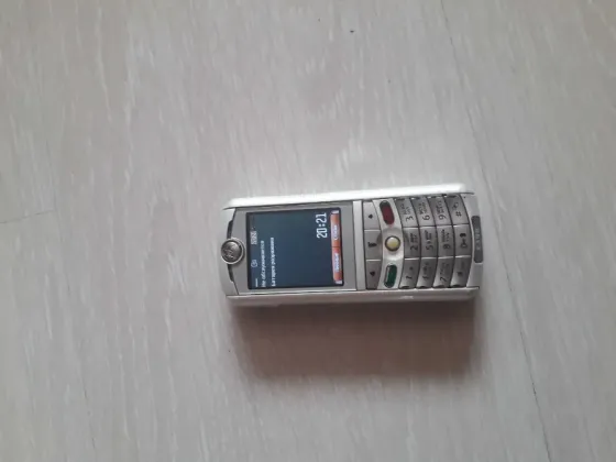 в коллекцию Motorola E398 белый Донецк